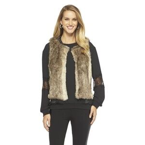 Faux Fur Vest with Faux leather Neck Size Perfect FOR NYE